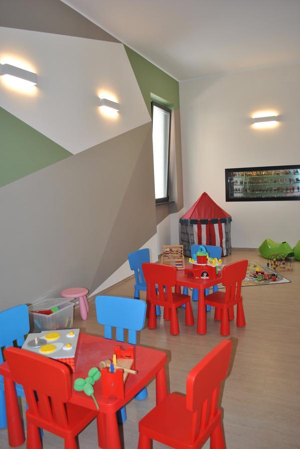Hotel Residence Laigueglia Free Parking Bagian luar foto
